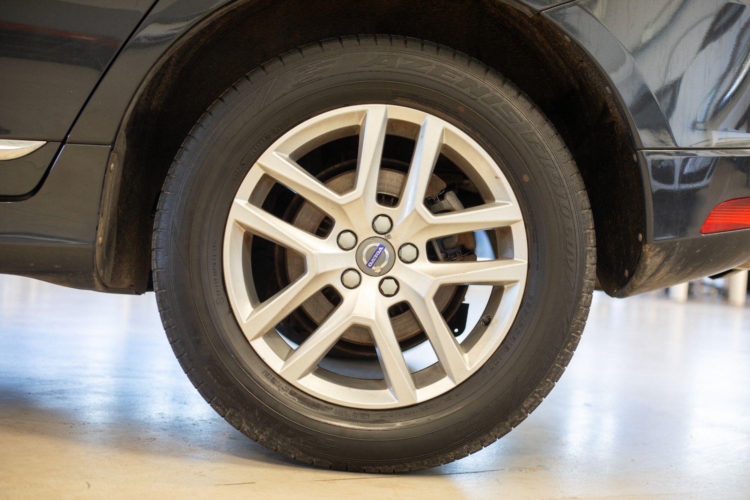 Used Volvo XC60 2017 for sale - 76823963: Photo 7