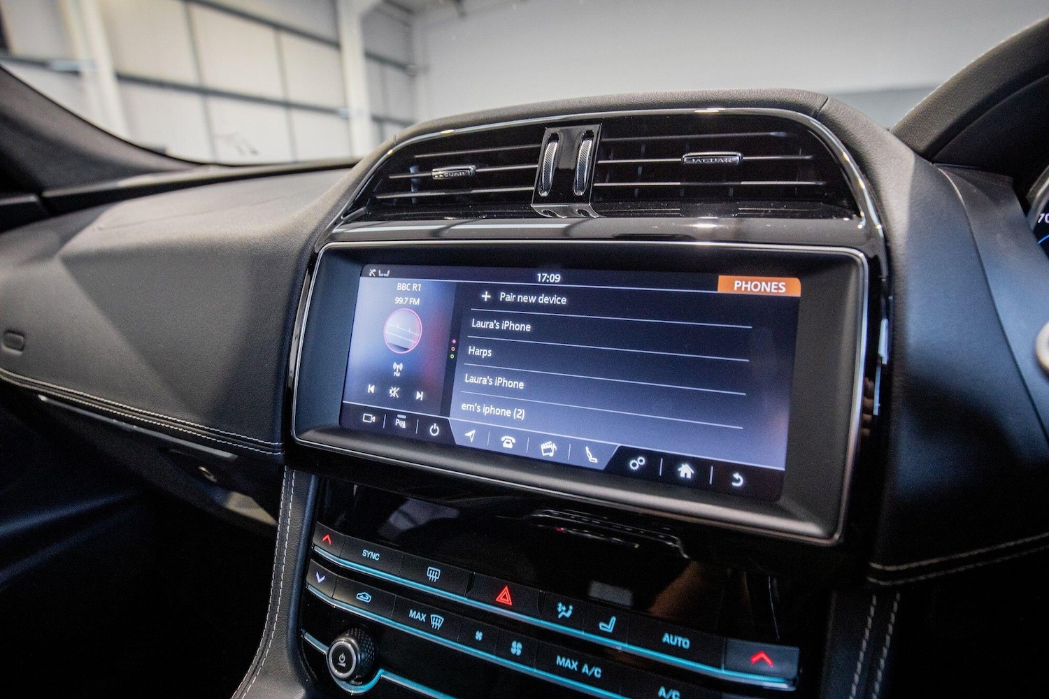 Used Jaguar F-Pace 2019 for sale - 77351854: Photo 24