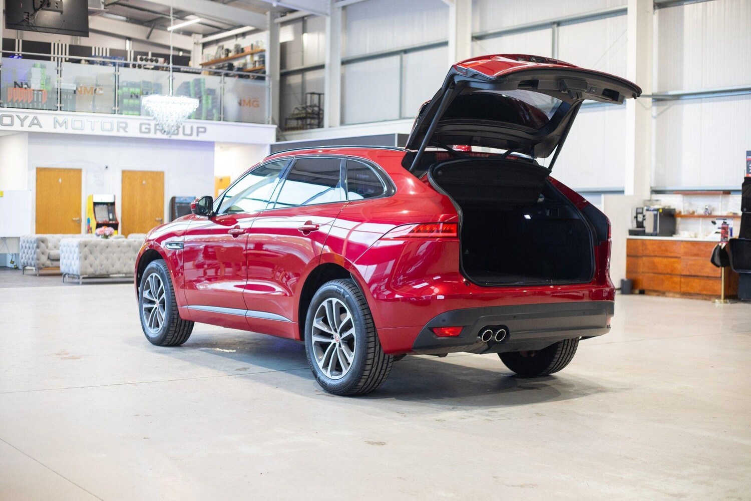 Used Jaguar F-Pace 2019 for sale - 77351854: Photo 39