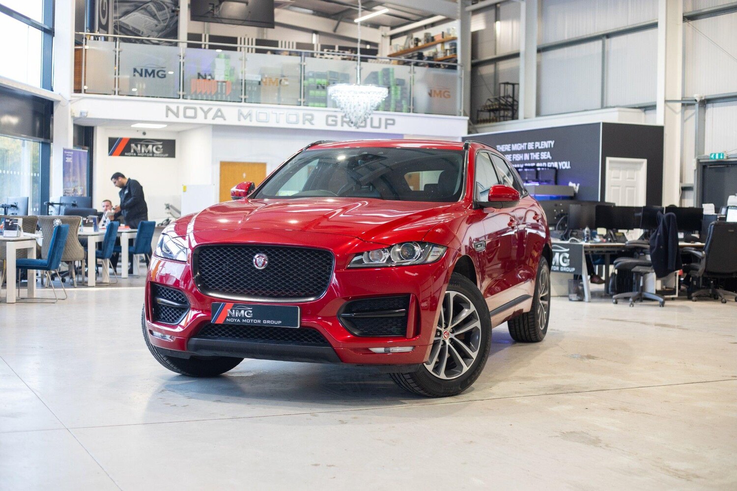 Used Jaguar F-Pace 2019 for sale - 77351854: Photo 6