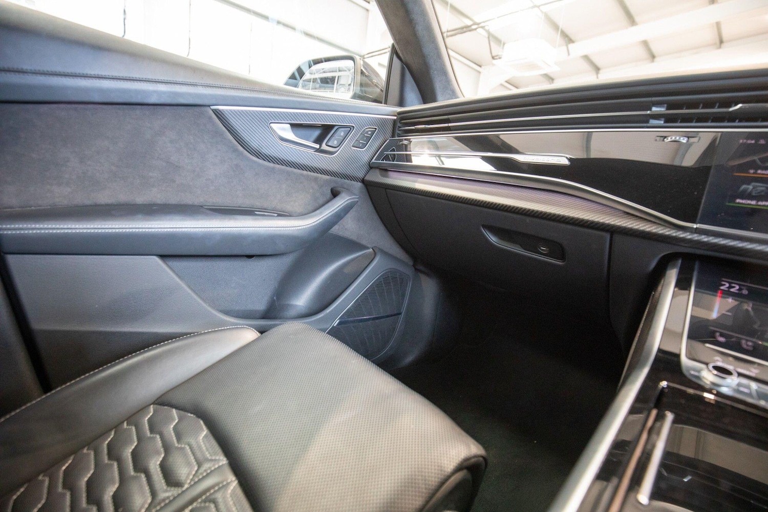 Used Audi RS Q8 2020 for sale - 78073167: Photo 28