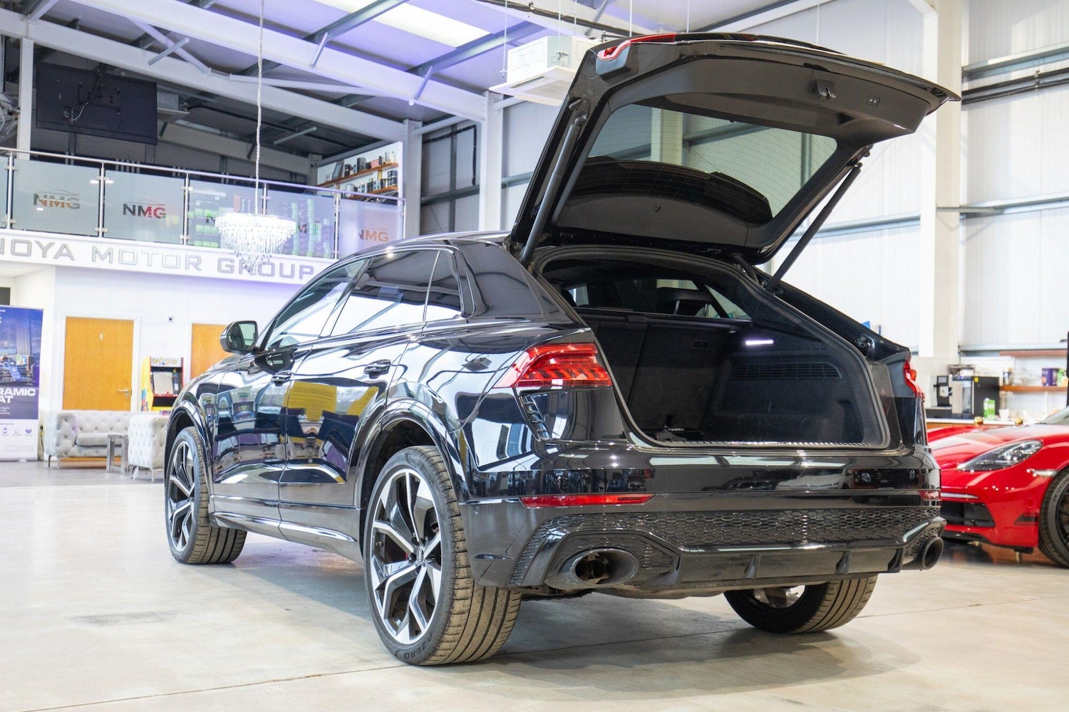 Used Audi RS Q8 2020 for sale - 78073167: Photo 32