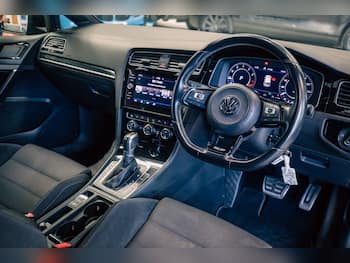 Used Volkswagen Golf 2017 for sale - 79708247: Photo