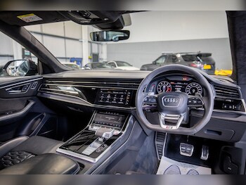 Used Audi RS Q8 2020 for sale - 76825170: Photo