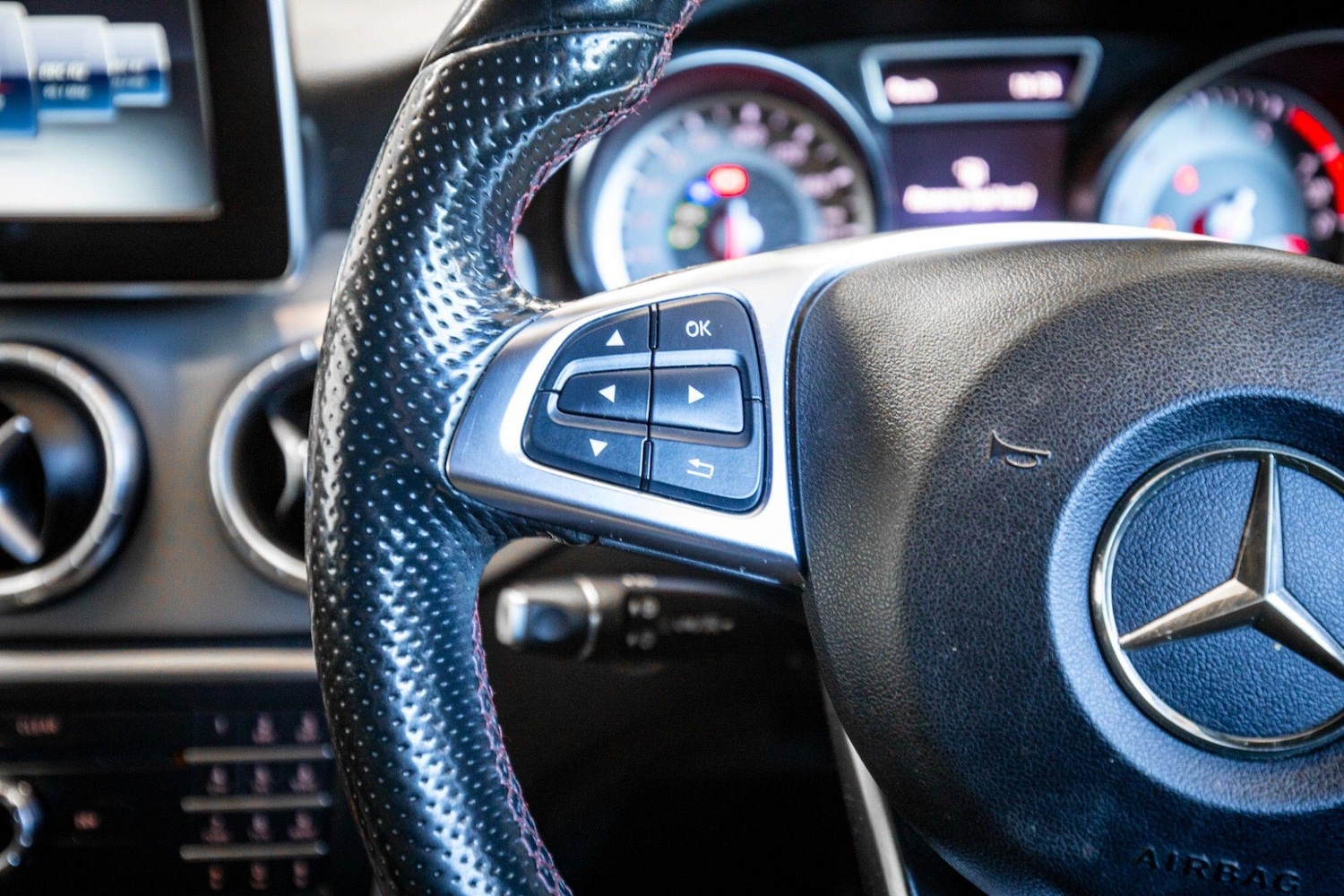 Used Mercedes-Benz CLA for sale - 77957657: Photo 17