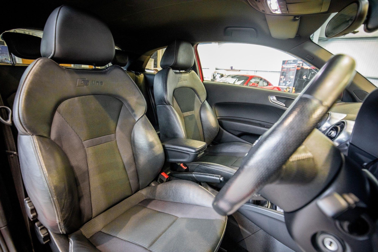 Used Audi A1 2013 for sale - 77612957: Photo 3