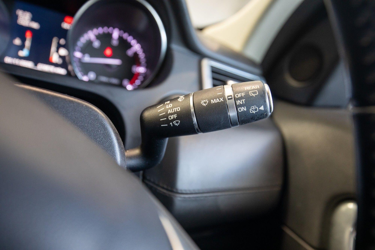 Used Land Rover Discovery Sport 2016 for sale - 76823950: Photo 30