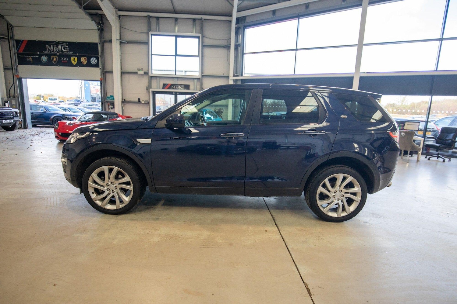 Used Land Rover Discovery Sport 2016 for sale - 76823950: Photo 33