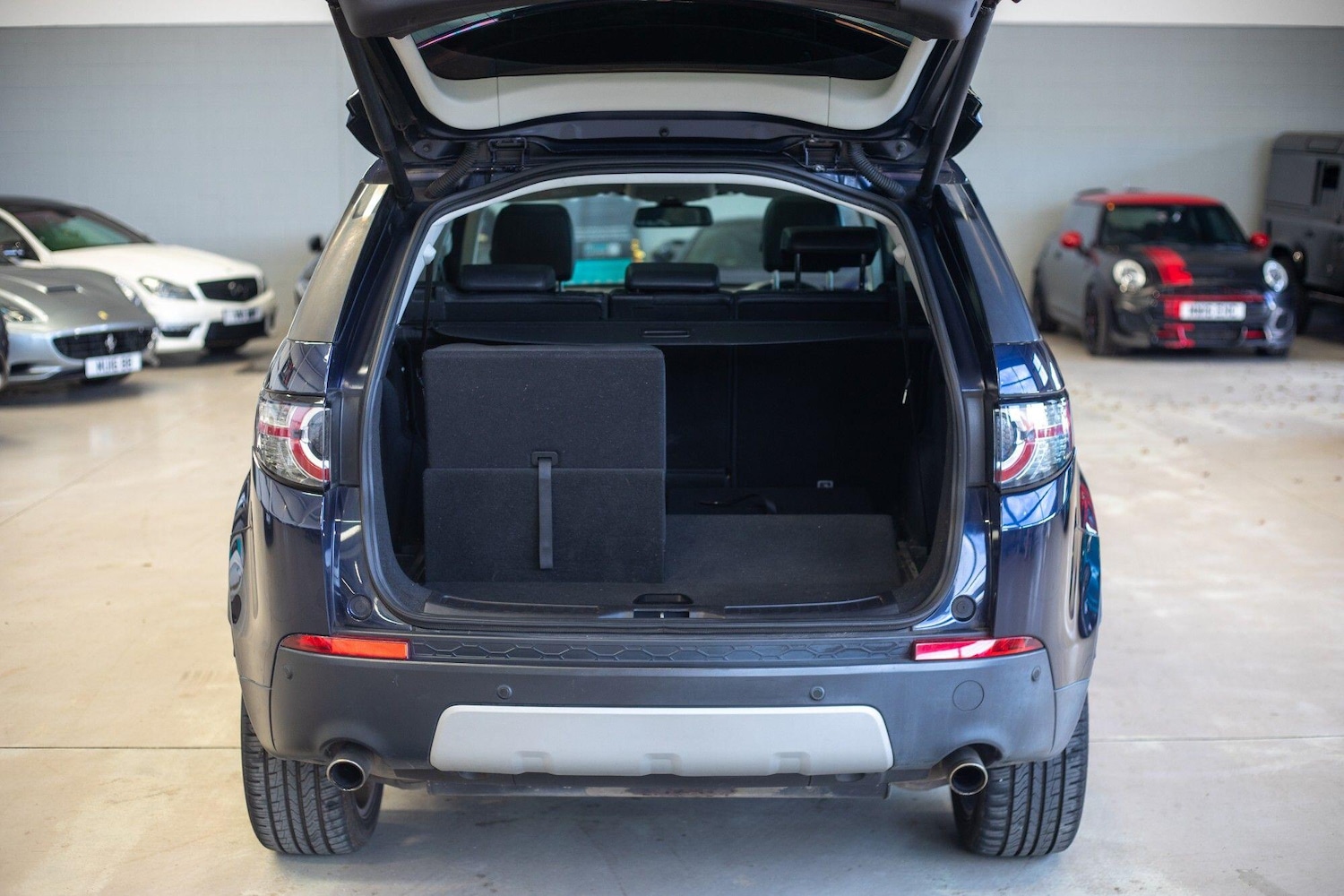 Used Land Rover Discovery Sport 2016 for sale - 76823950: Photo 37