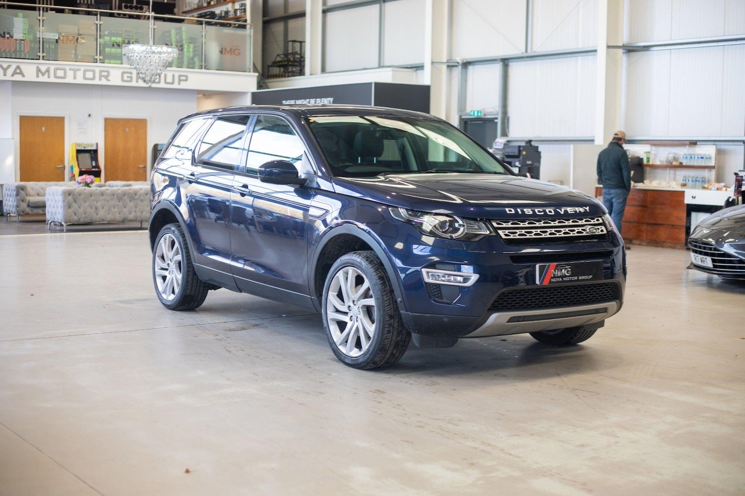 Used Land Rover Discovery Sport 2016 for sale - 76823950: Photo 8