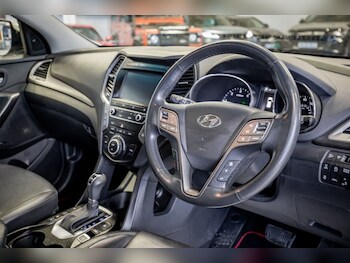 Used Hyundai Santa Fe 2015 for sale - 78607519: Photo