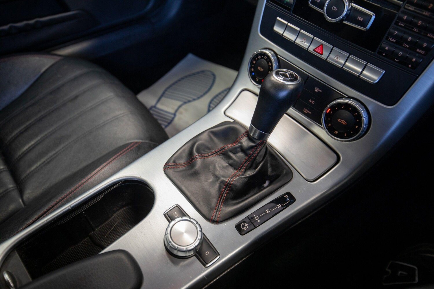 Used Mercedes-Benz SLK 2015 for sale - 78033785: Photo 22