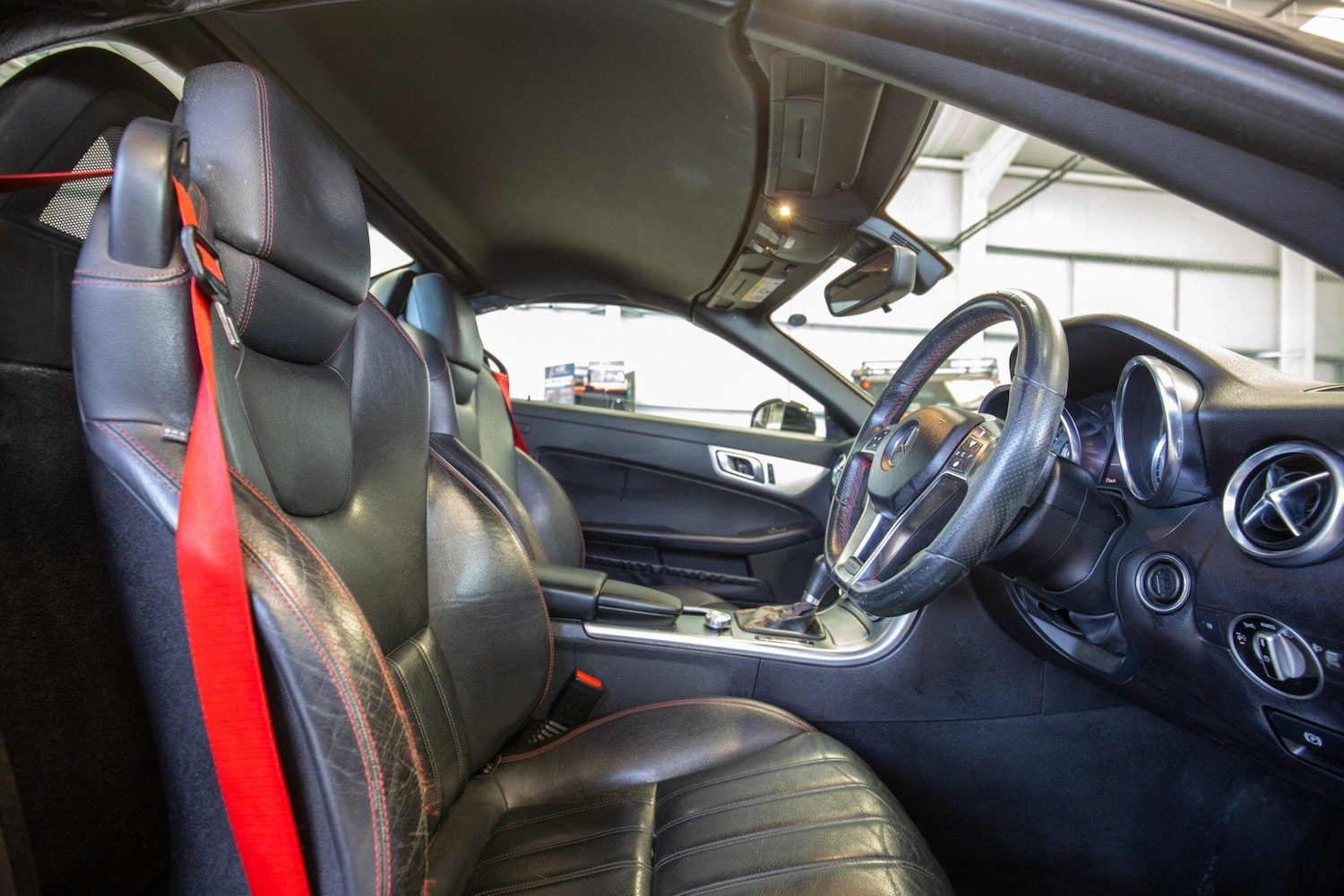 Used Mercedes-Benz SLK 2015 for sale - 78033785: Photo 3