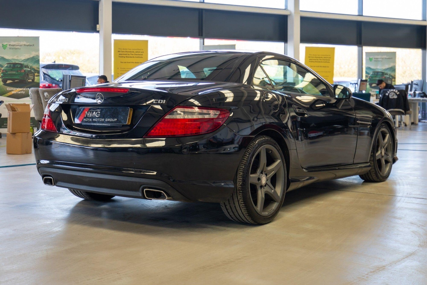 Used Mercedes-Benz SLK 2015 for sale - 78033785: Photo 4