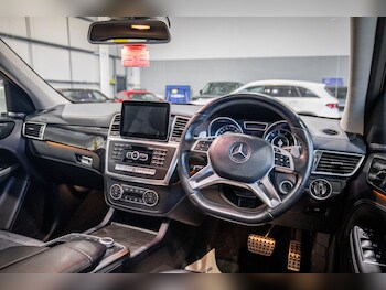 Used Mercedes-Benz M Class 2015 for sale - 76823512: Photo