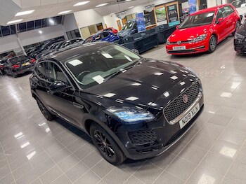 Used Jaguar E-Pace 2019 for sale - 76825221: Photo