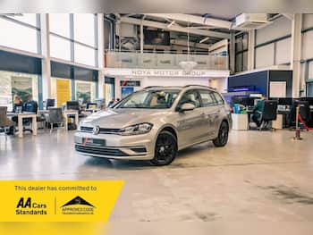 Used Volkswagen Golf 2019 for sale - 79708622: Photo
