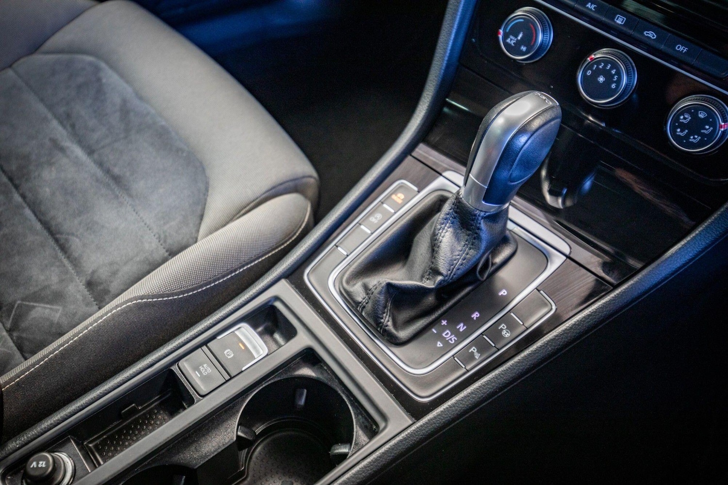 Used Volkswagen Golf 2014 for sale - 78063007: Photo 27