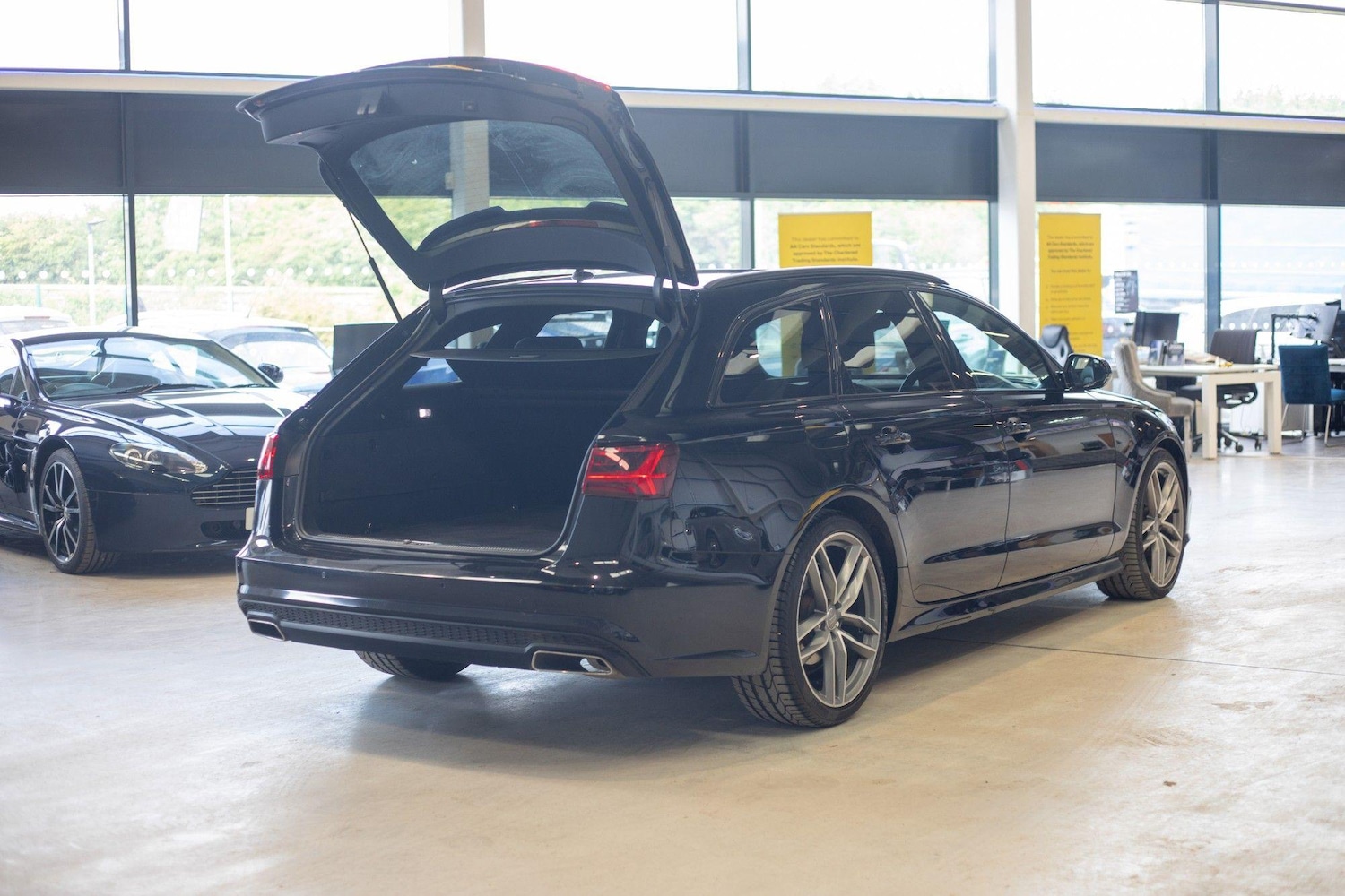 Used Audi A6 Avant for sale - 76824407: Photo 42