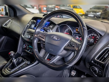 Used Ford Focus 2017 for sale - 78299594: Photo