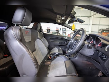 Used Ford Fiesta 2014 for sale - 78287856: Photo