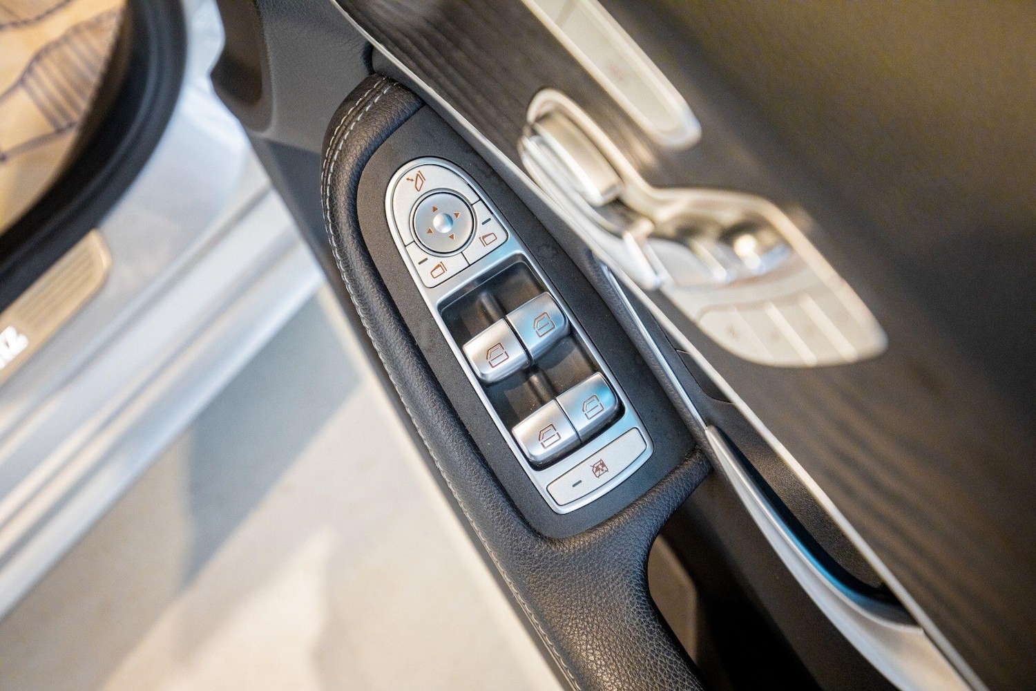 Used Mercedes-Benz C Class 2018 for sale - 76825173: Photo 15