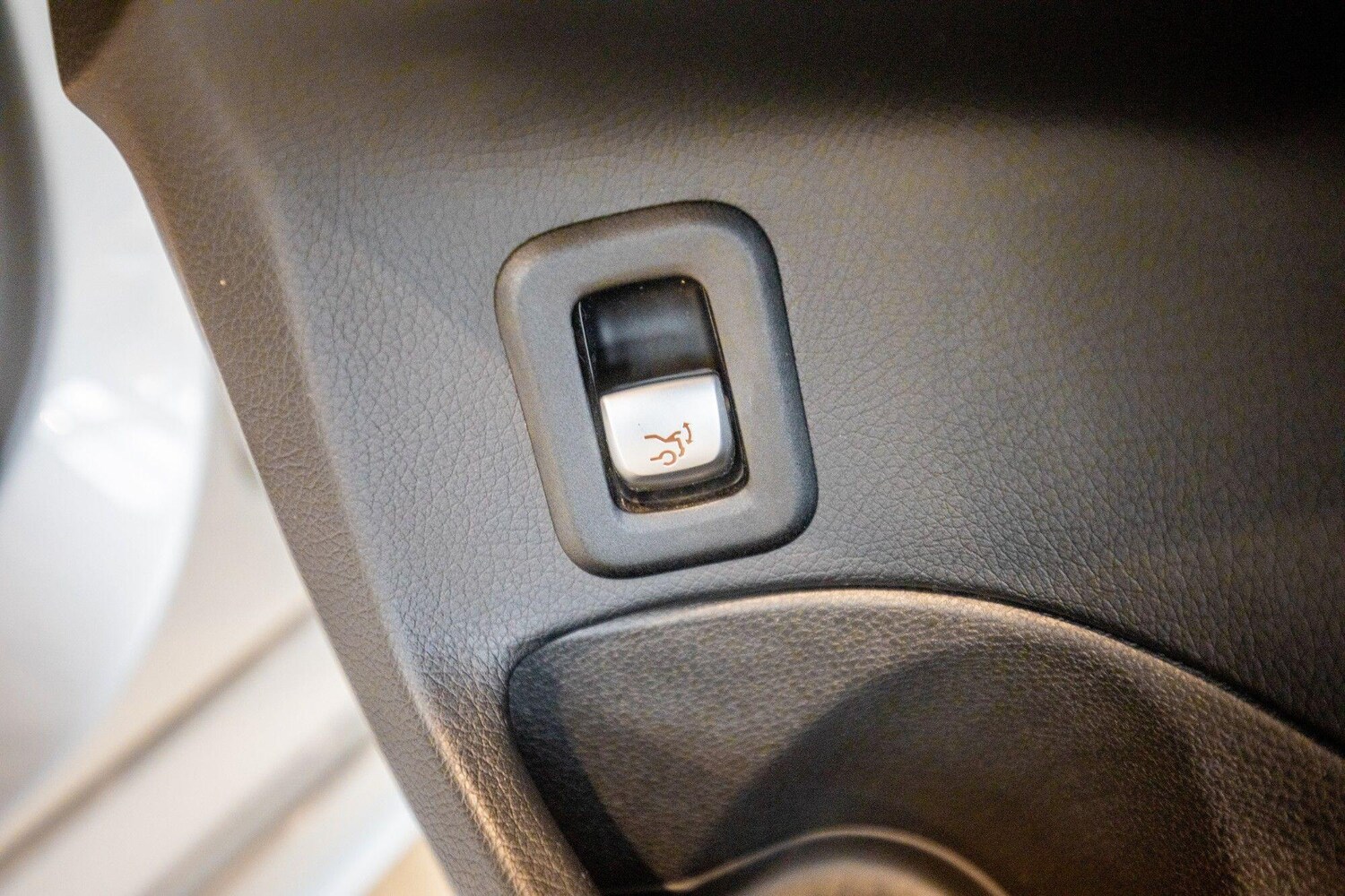 Used Mercedes-Benz C Class 2018 for sale - 76825173: Photo 16