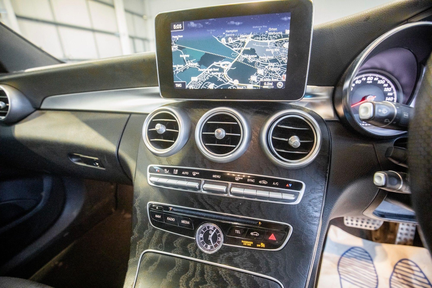 Used Mercedes-Benz C Class 2018 for sale - 76825173: Photo 21