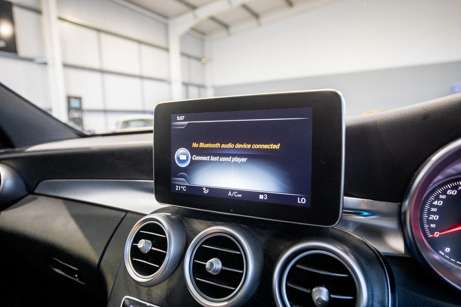 Used Mercedes-Benz C Class 2018 for sale - 76825173: Photo 38