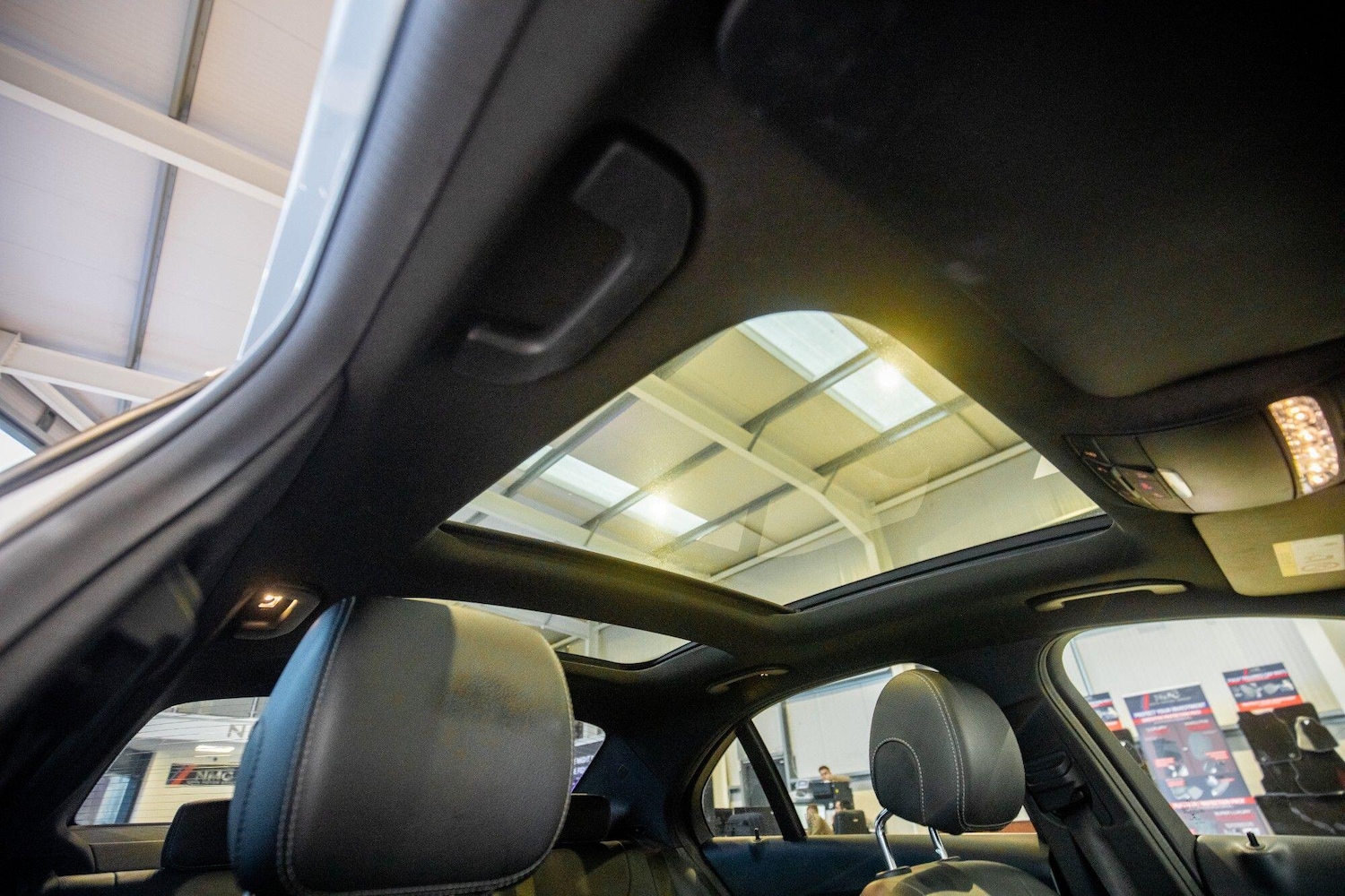 Used Mercedes-Benz C Class 2018 for sale - 76825173: Photo 42