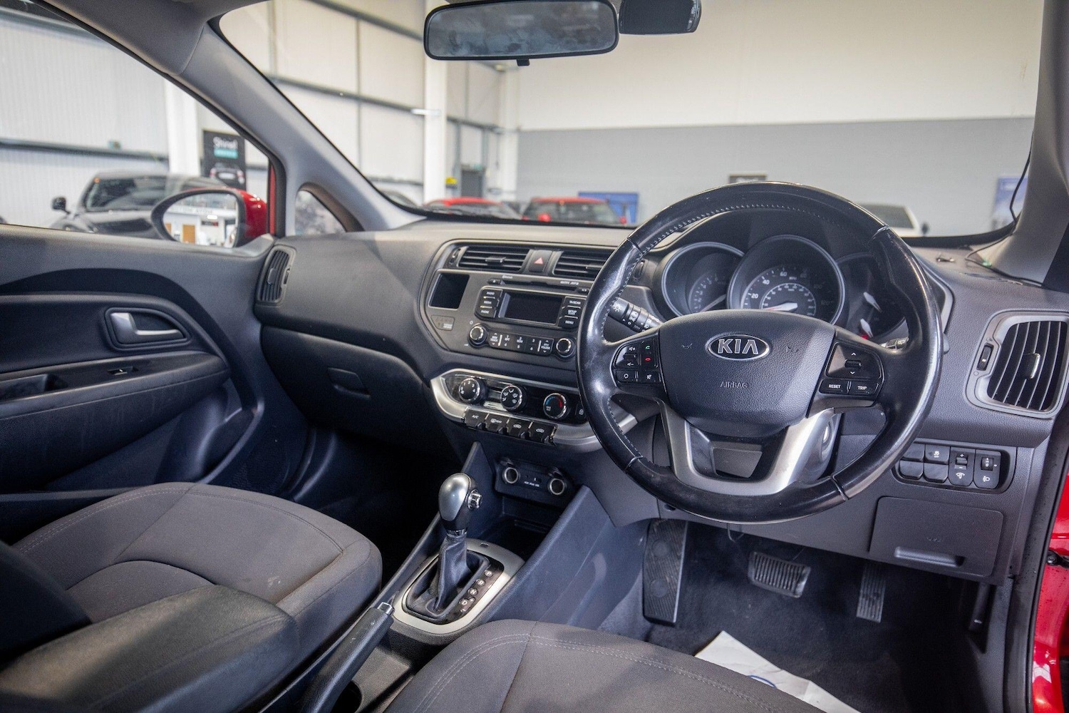 Used Kia Rio 2016 for sale - 76824470: Photo 2
