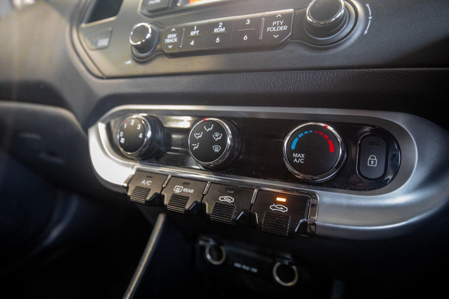 Used Kia Rio 2016 for sale - 76824470: Photo 32