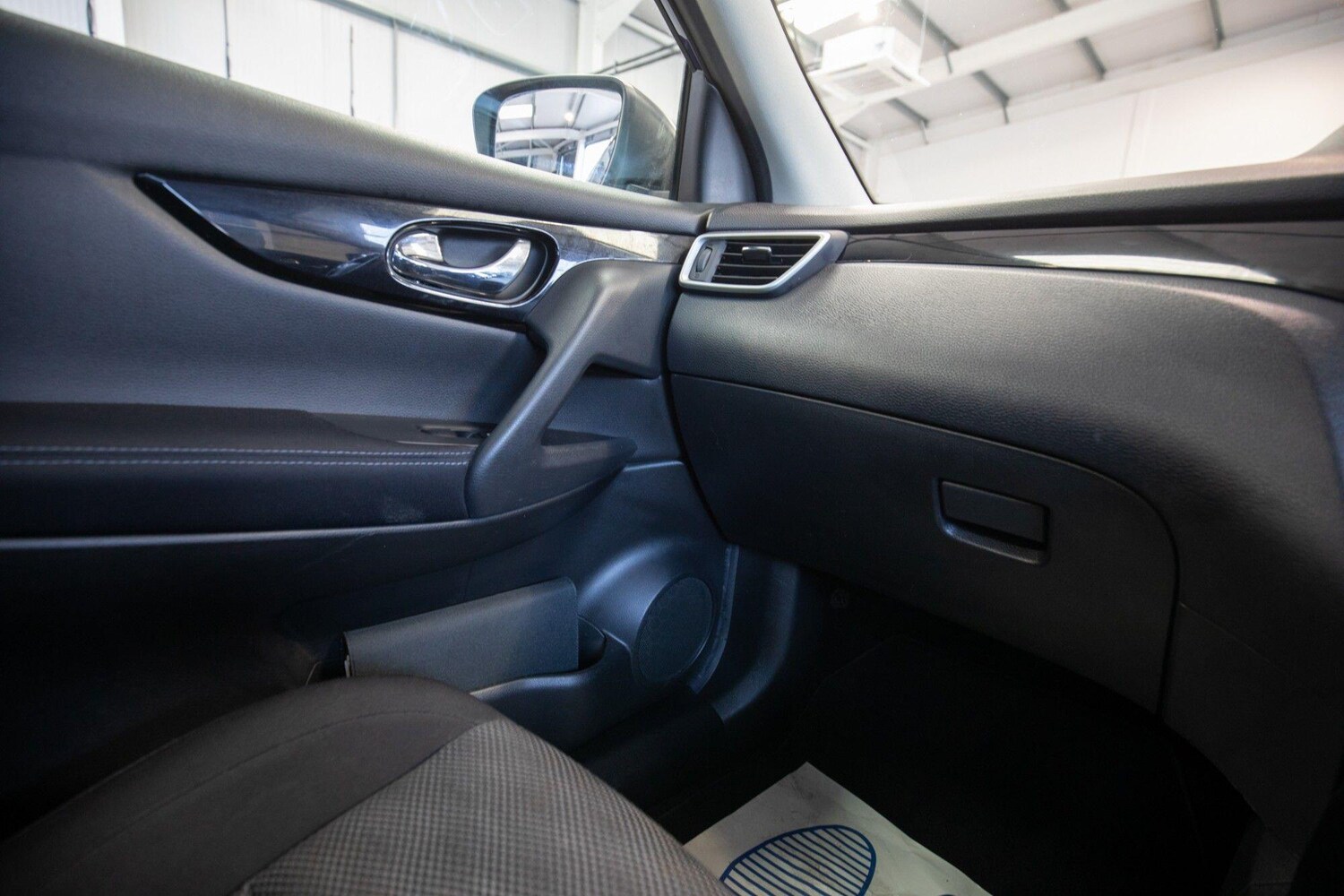 Used Nissan Qashqai 2017 for sale - 78058392: Photo 25