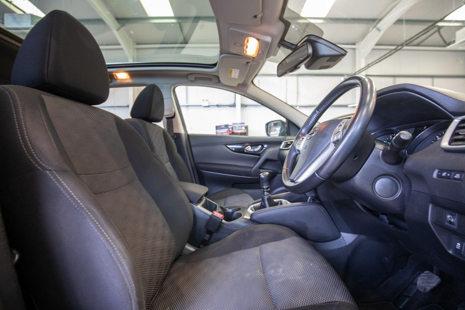 Used Nissan Qashqai 2017 for sale - 78058392: Photo 3