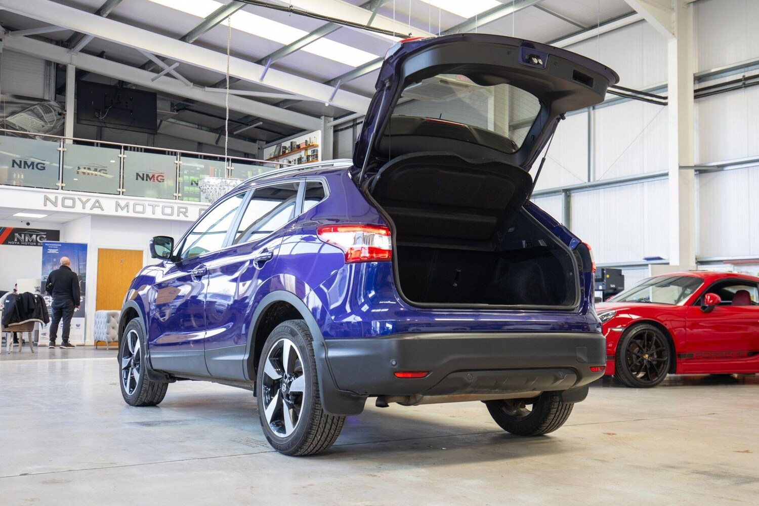 Used Nissan Qashqai 2017 for sale - 78058392: Photo 30