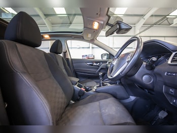 Used Nissan Qashqai 2017 for sale - 78058392: Photo