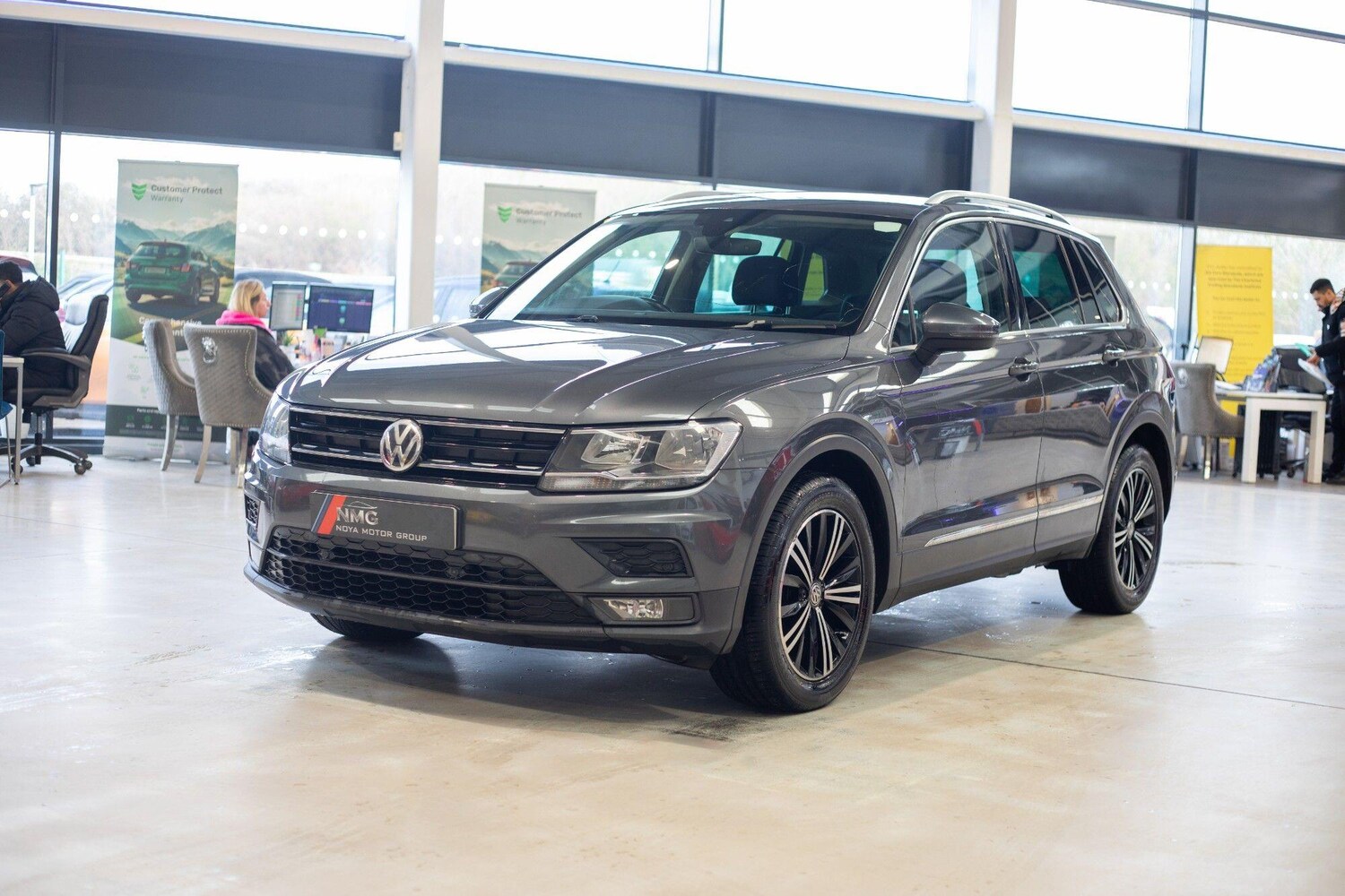 Used Volkswagen Tiguan 2018 for sale - 77351687: Photo 10