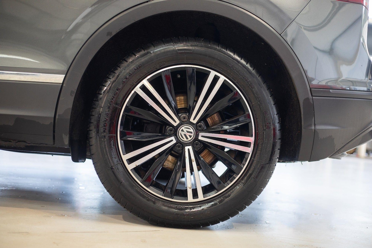 Used Volkswagen Tiguan 2018 for sale - 77351687: Photo 7