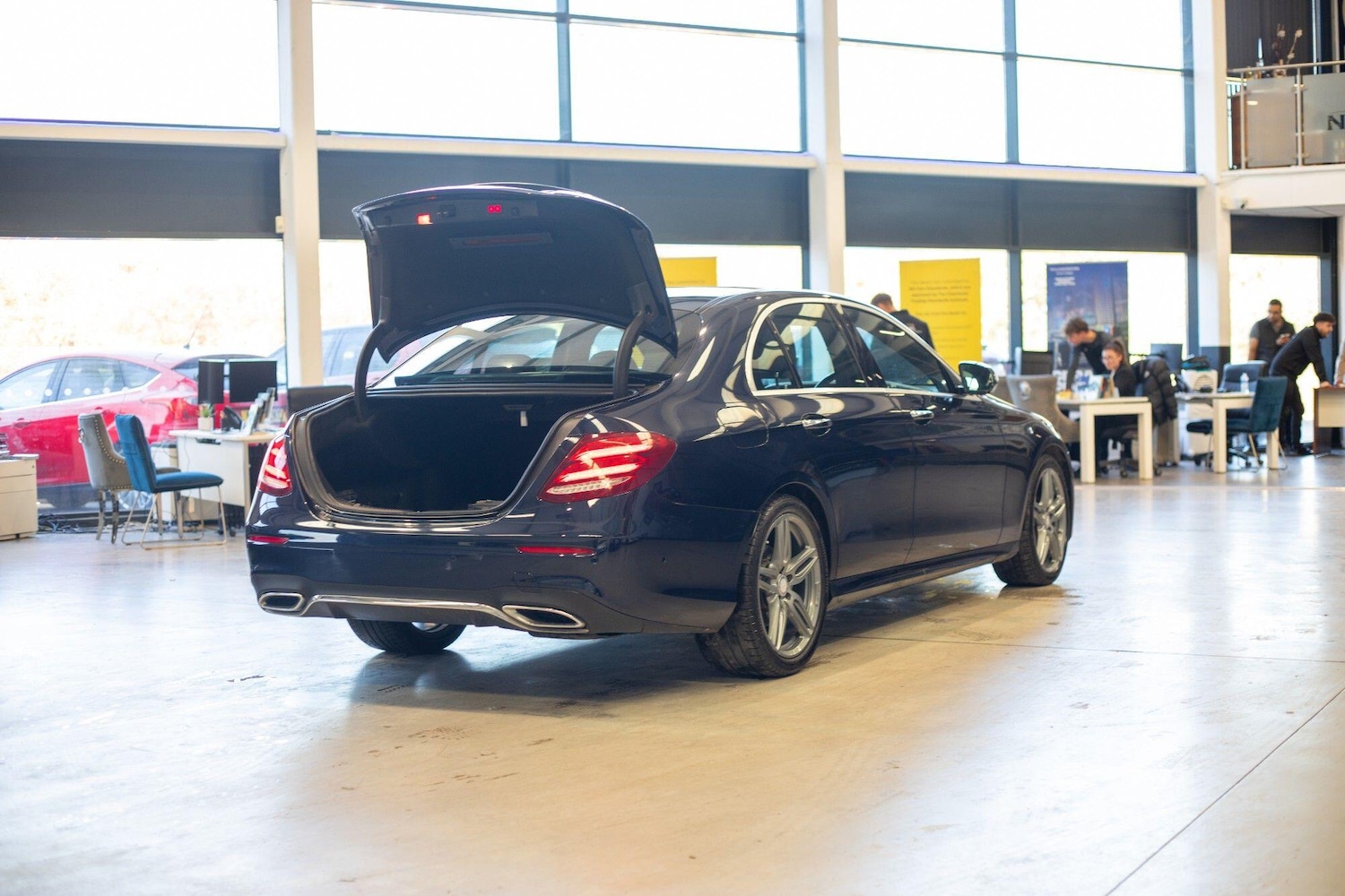 Used Mercedes-Benz E Class 2016 for sale - 76823901: Photo 44