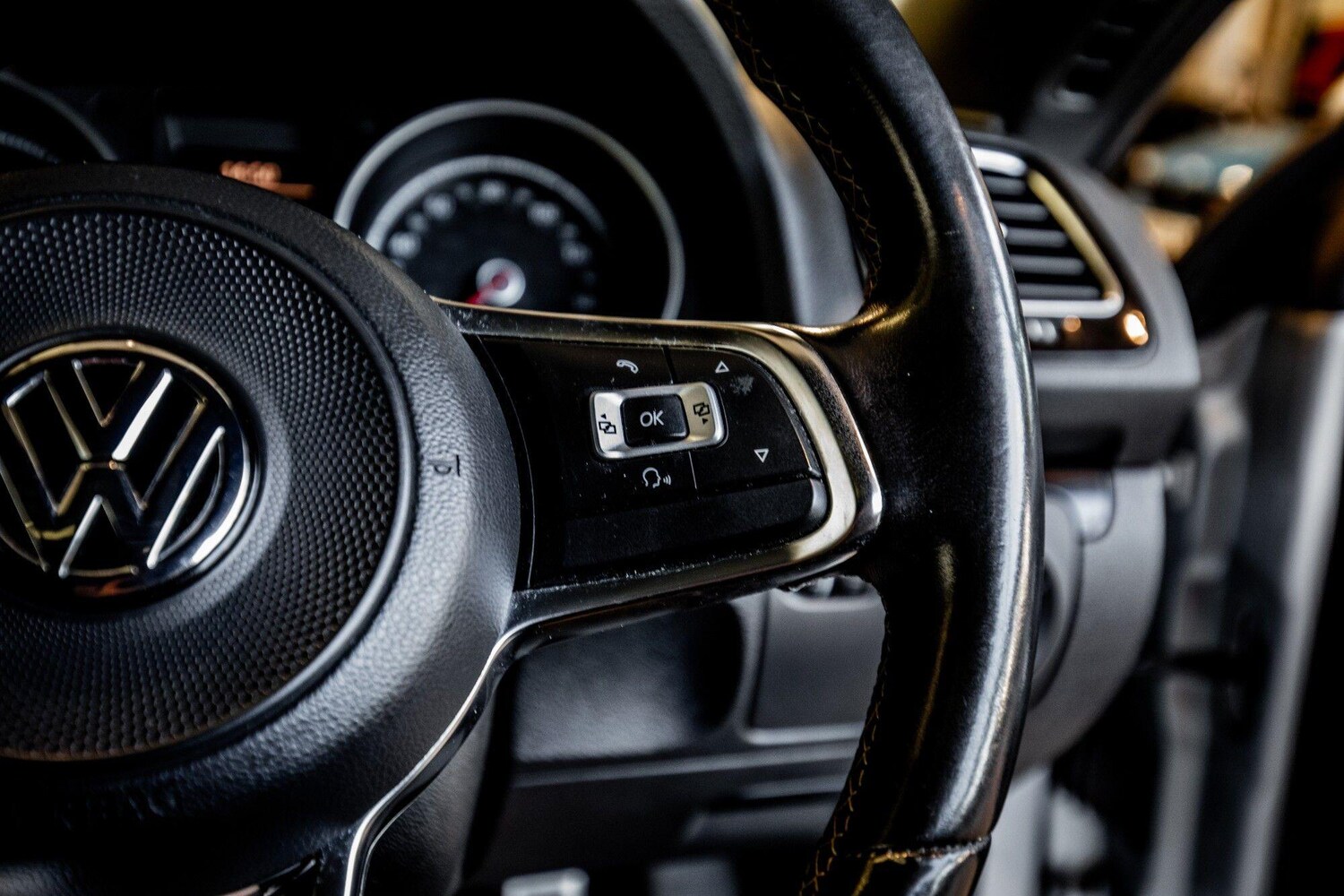 Used Volkswagen Scirocco 2017 for sale - 77130895: Photo 16