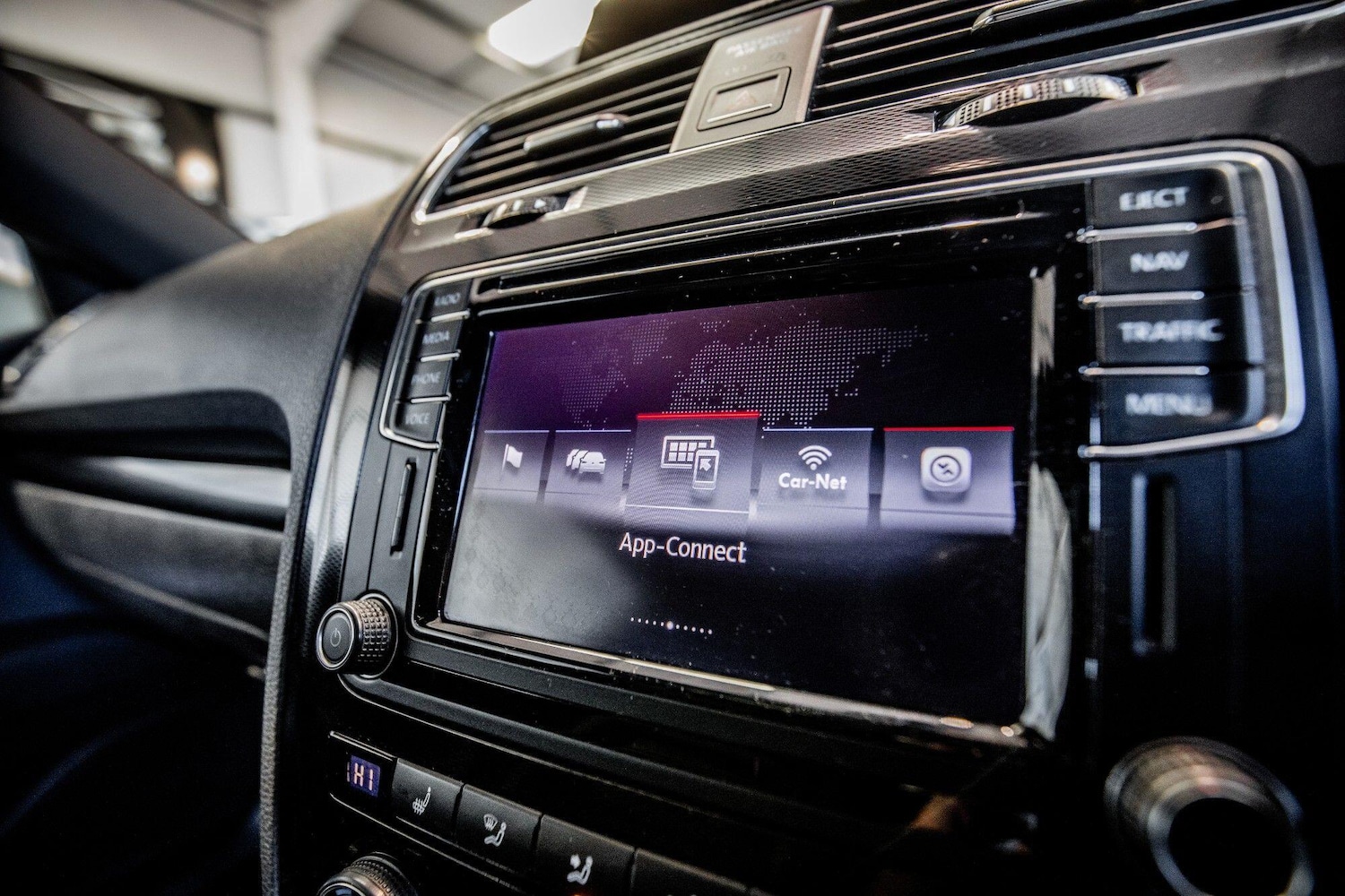 Used Volkswagen Scirocco 2017 for sale - 77130895: Photo 25