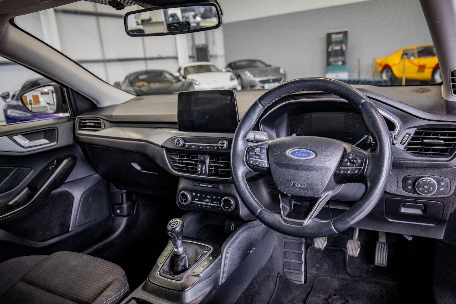 Used Ford Focus for sale - 76824950: Photo 2