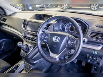 Used Honda CR-V 2016 for sale - 78382369: Photo