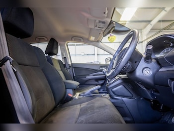 Used Honda CR-V 2016 for sale - 78382369: Photo