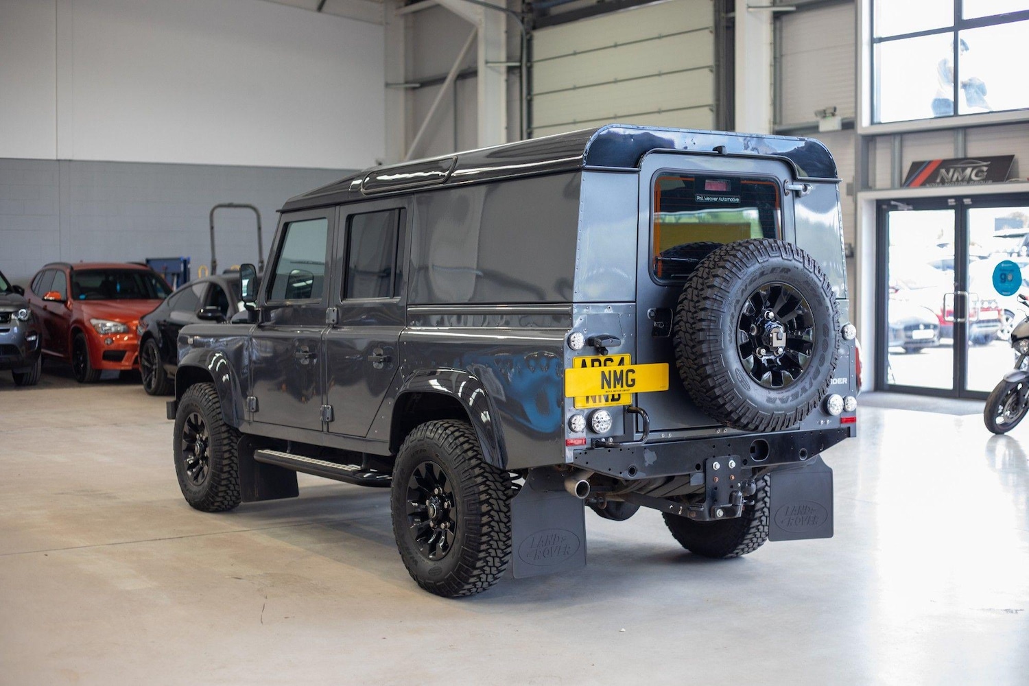 Used Land Rover Defender for sale - 76825186: Photo 4