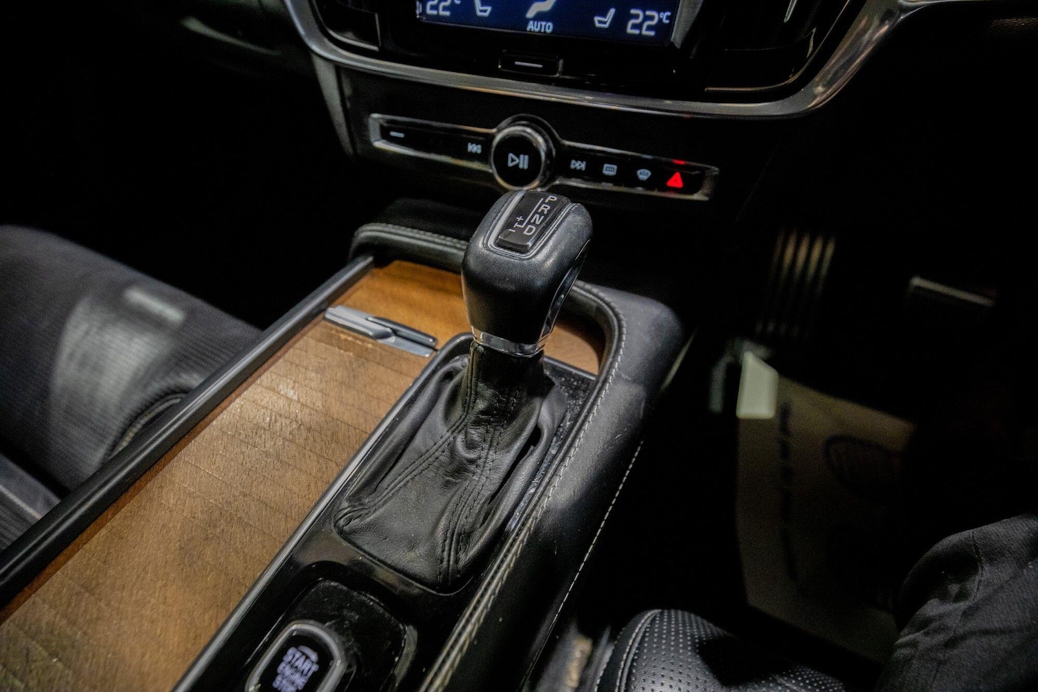 Used Volvo S90 for sale - 76825178: Photo 25