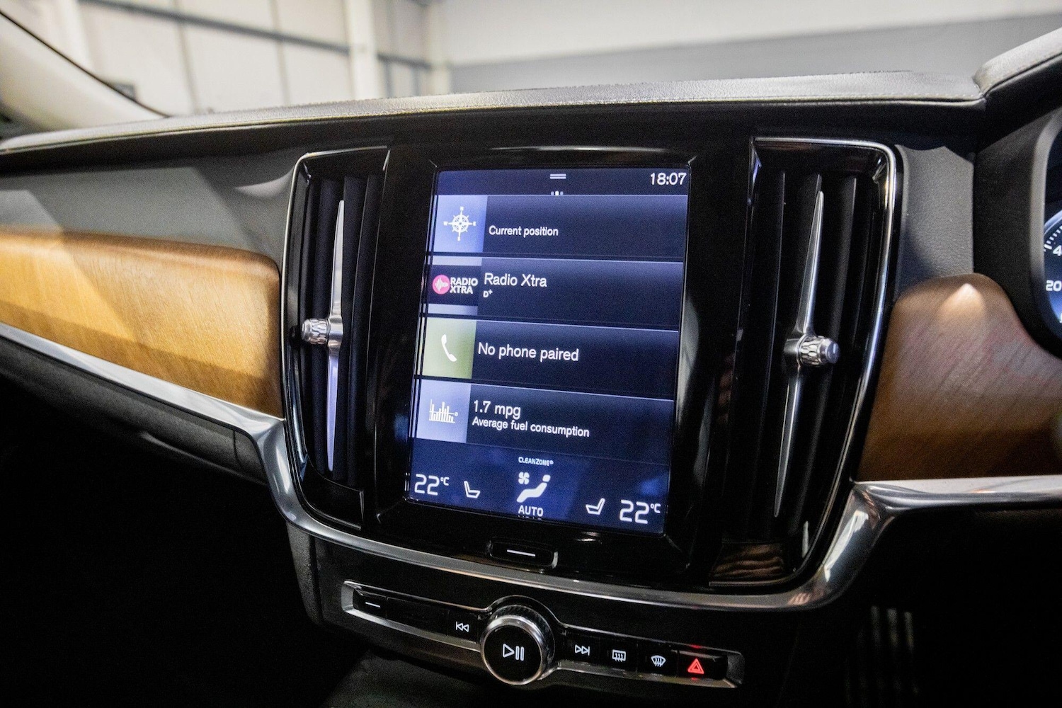 Used Volvo S90 for sale - 76825178: Photo 27