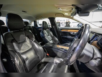Used Volvo S90 2018 for sale - 76825178: Photo