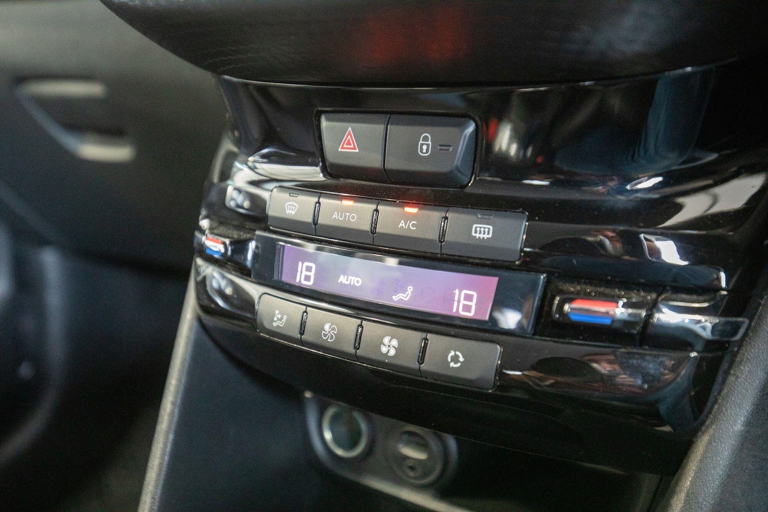 Used Peugeot 2008 for sale - 77304955: Photo 21