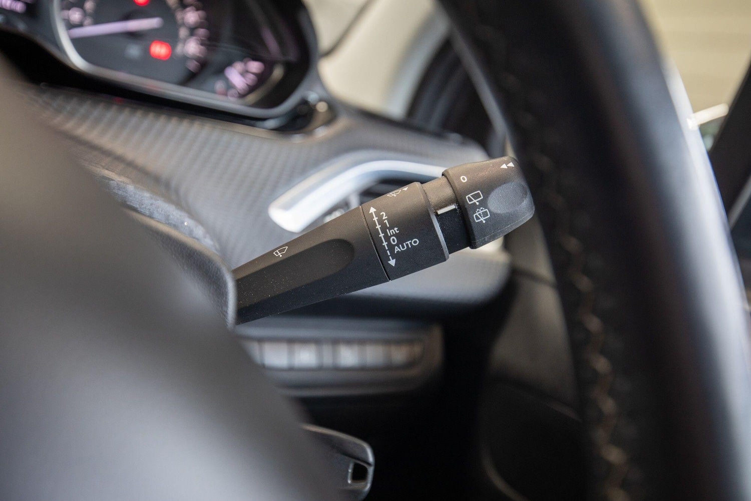 Used Peugeot 2008 for sale - 77304955: Photo 27